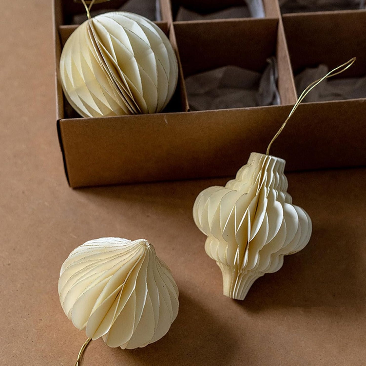 3 piezas - Adorno colgante de papel con forma de panal de abeja para Navidad