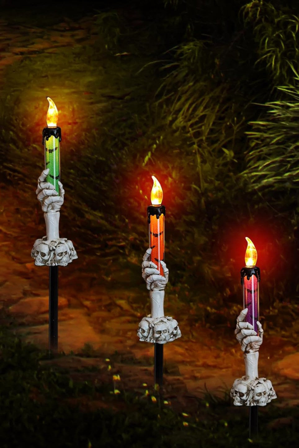 Lámpara de vela con forma de mano fantasma LED alimentada por energía solar